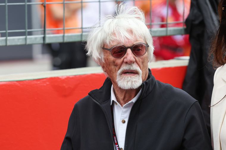 Bernie Ecclestone zatrzymany na lotnisku. Problemy byłego szefa F1 1 min czytania