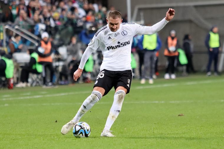 Media. Legia zarejestrowała Jędrzejczyka. Wyjątkowa okazja dla kibiców