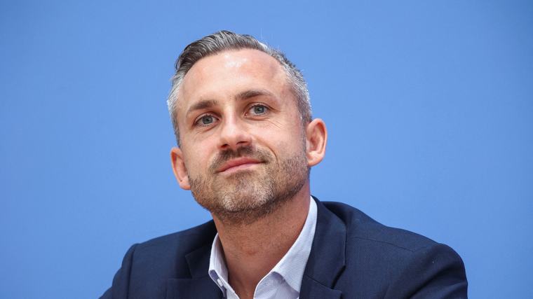 • Co dalej po triumfie AfD? Oto trzy scenariusze przejęcia władzy