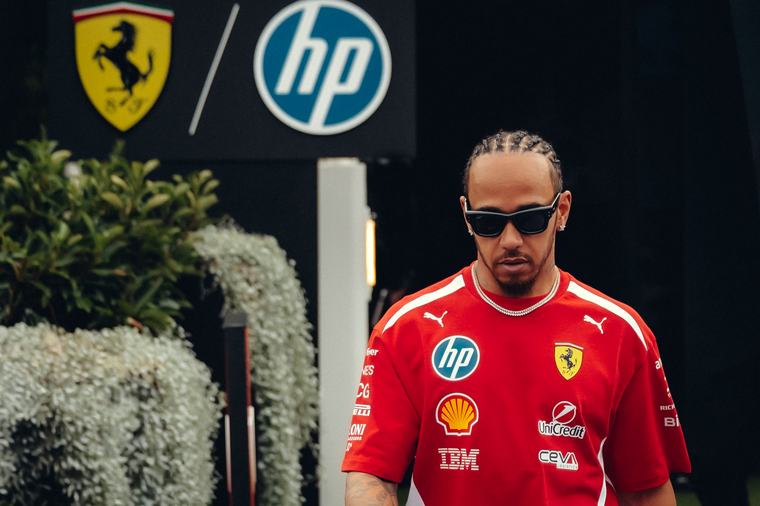 Hamilton przeprosił Ferrari i kibiców. "To nie była najlepsza wersja mnie"