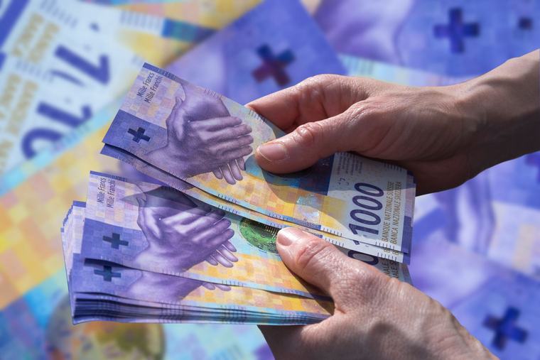 Ile kosztuje frank szwajcarski? Kurs franka do złotego PLN/CHF 01.09.2026