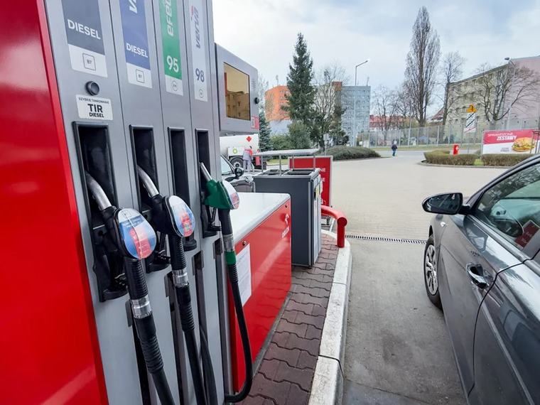 Wracają wysokie ceny paliw. Tyle zapłacimy za benzynę i olej napędowy od 1 września