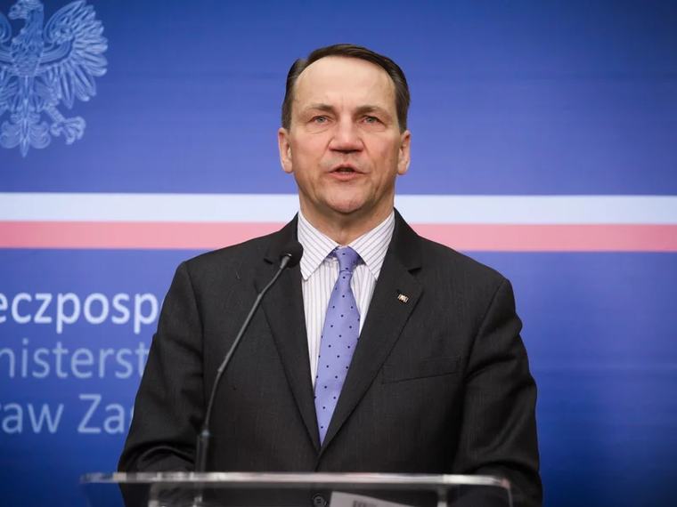 Tajny program Rosji i Iranu. Sikorski komentuje doniesienia