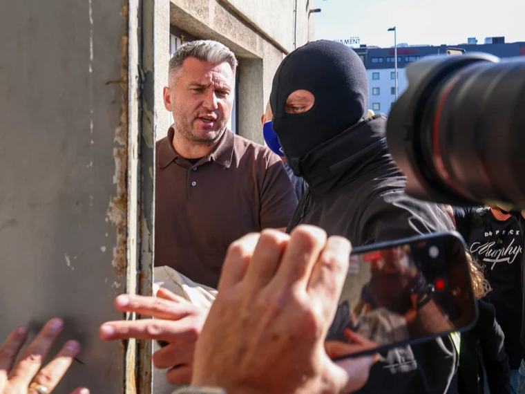 Co dalej z Piesiewiczem? Nowe, nieoficjalne informacje