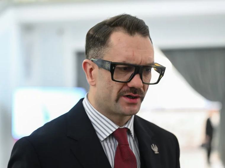 Koniec z szarżami za kierownicą. Mejza stracił prawo jazdy