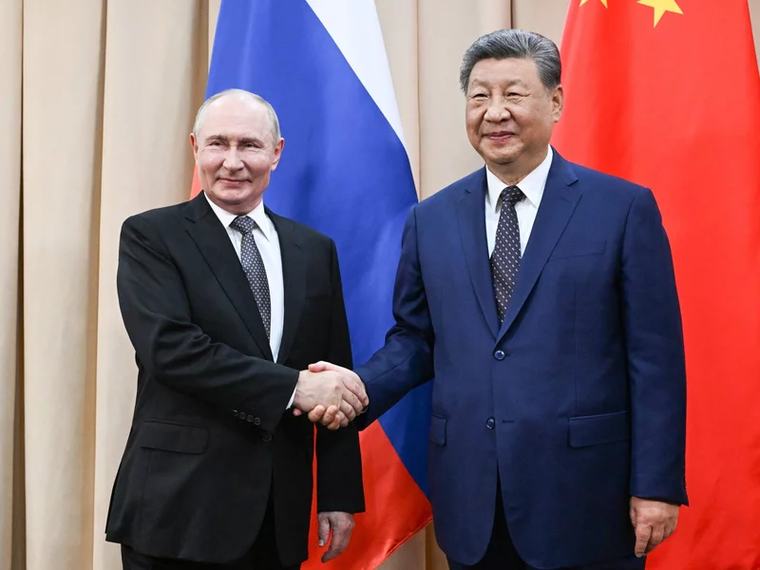 Xi spotkał się z Putinem: Podstawy stosunków Chin i Rosji coraz silniejsze