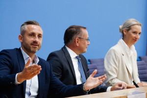 AfD przełamuje kordon sanitarny. Dotkliwa porażka kanclerza Niemiec