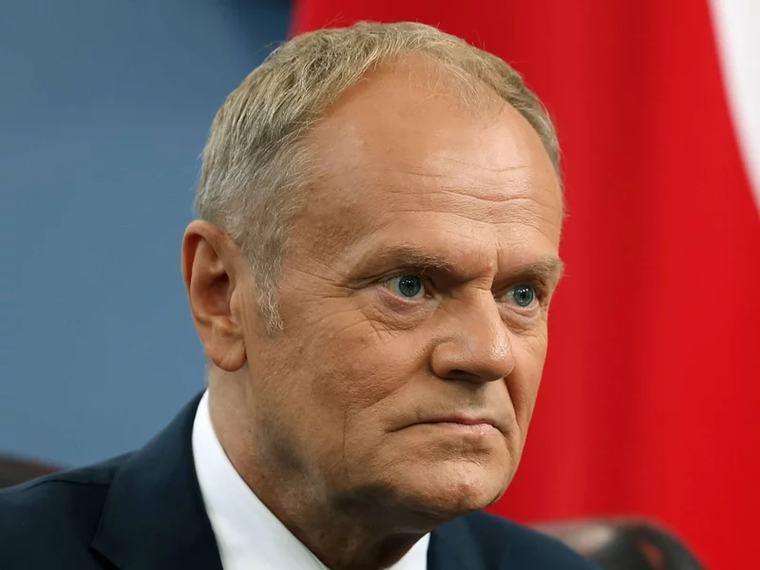 Zwycięstwo AfD. Tusk rzuca wyzwiskami