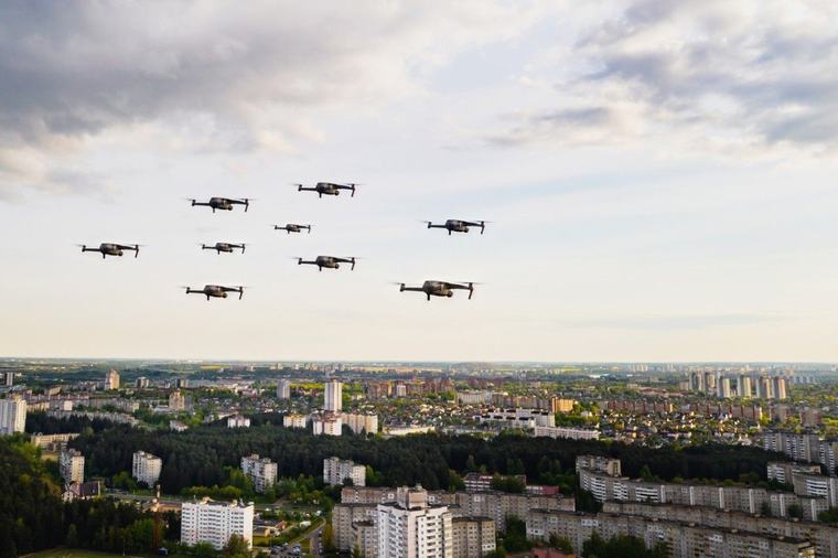 Ukraiński dron uderzył w wieżowiec. Są ranni